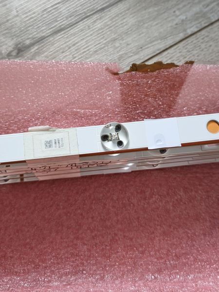 Комплект LED підсвітки SVT470A47_REV04 LC470DUK SG K2 до Toshiba 47L7453DG Original BL1/25 фото