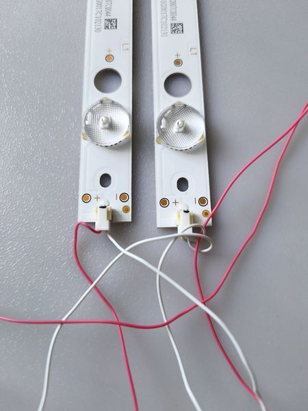 Комплект LED підсвітки RF-AJ320E30-0701S-05 до Sharp LC-32CFG6022K Original BL1/55 фото